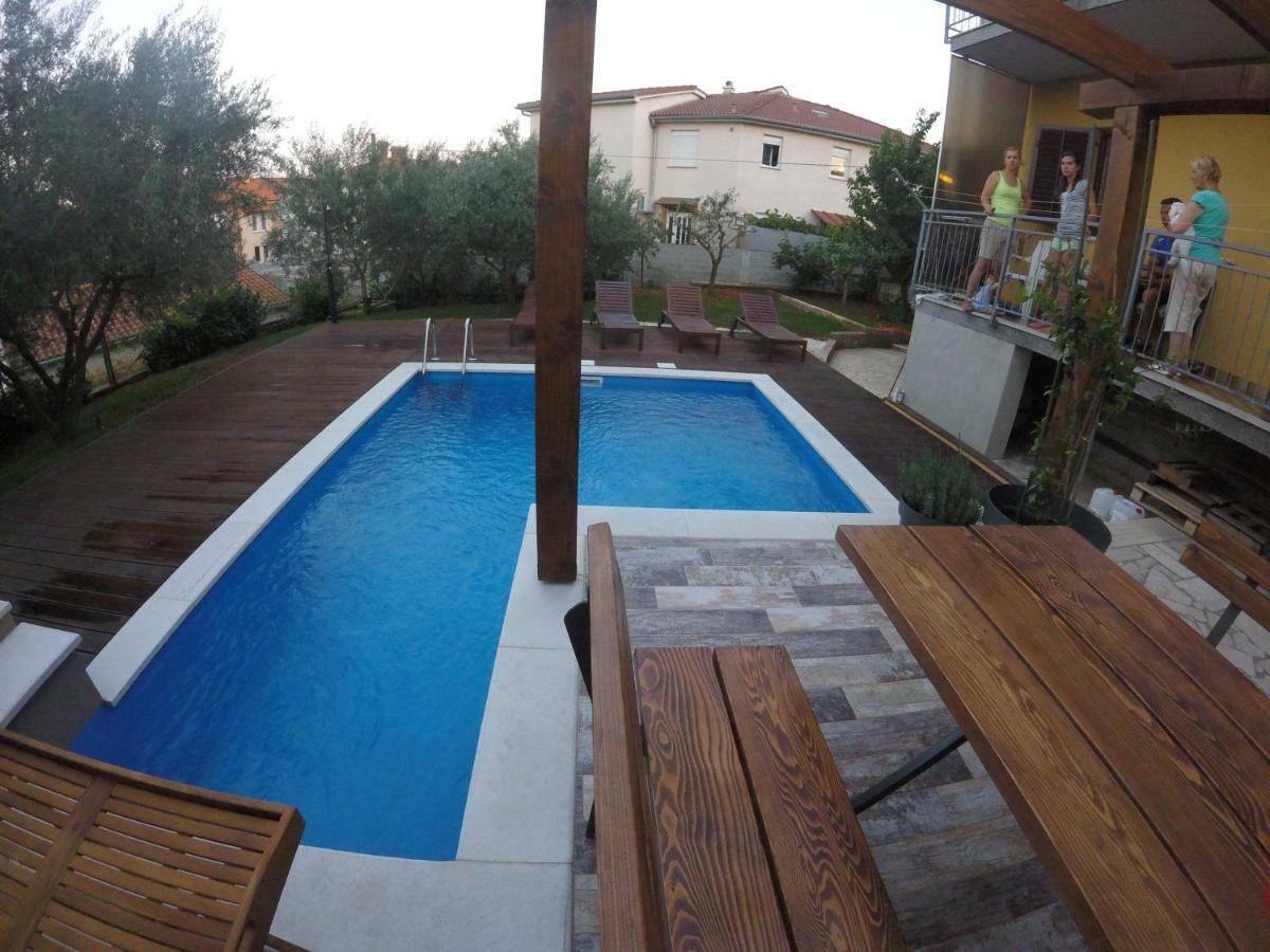 Apartments Romy Pula Exterior photo